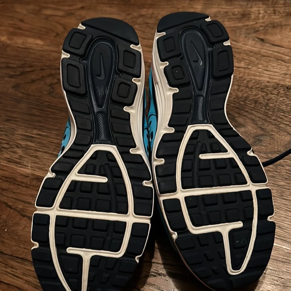 Nike Dual Fusion Shoes - Picture 4 of 7